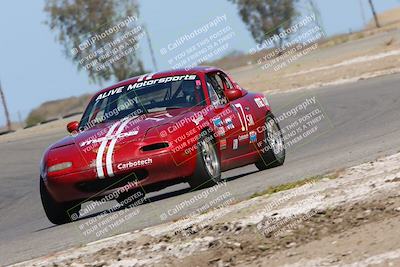 media/May-01-2022-CalClub SCCA (Sun) [[03a481c204]]/Group 5/Qualifying (I5)/